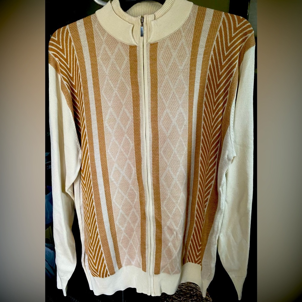 LUXTON Full Zip Up Sweater, Men’s long sleeve, size XL, Tan/Cream color